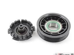 Klima Kompresörü debriyaj Kasnağı 1.8 2.0 4H0260810B 5N0820803F 8T0260805E 8T0260805N