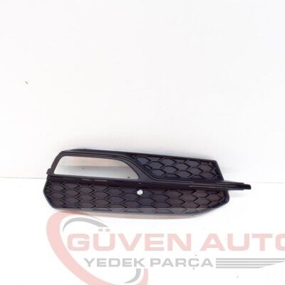 8V3807682G Audi A3  Sağ Ön Sis Farı Çerçevesi (2013-2016)