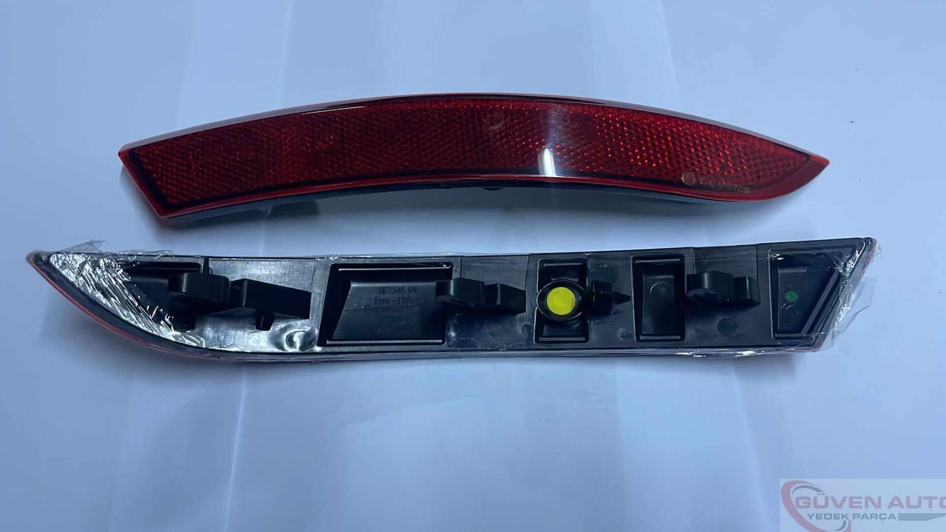 Skoda Octavia Reflektör Sağ 2020>         -5E7945106