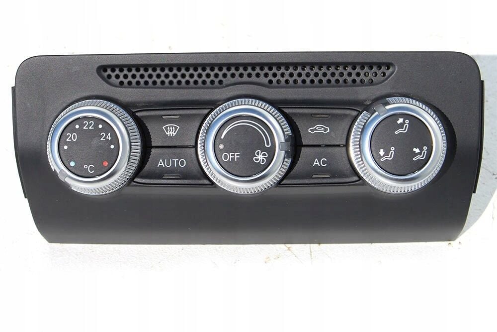 KLİMA KONTROL ÜNİTESİ ( KLİMATRONİK) AUDİ A1 11>  8X0820043B