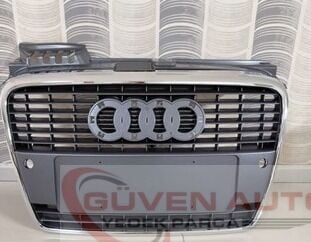 Audi A4 Ön Panjur Sensörlü Plakalık Üstünde (2005-2008)         -8E0853651J