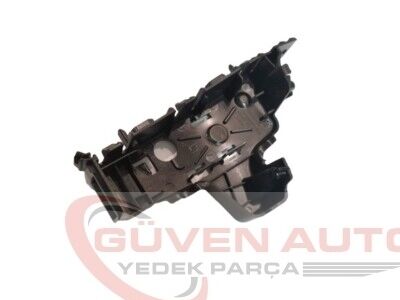 Audi A3 Tampon Braketi Sağ 2020>       -8Y0807184