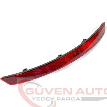 Skoda Superb Sağ Arka Reflektör (2015-2024)   3V5945106